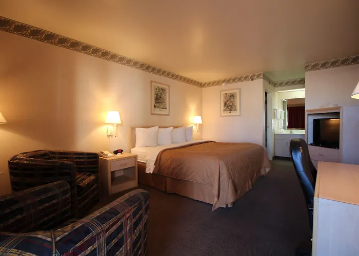 & Hotel