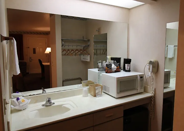 Hotel & 2*