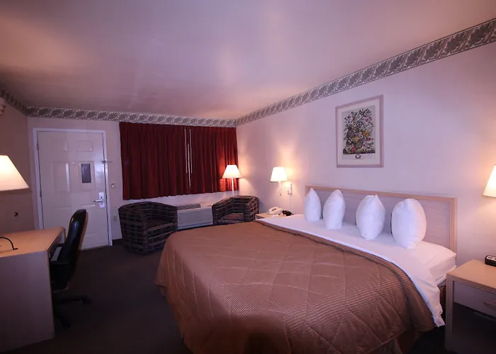 & Hotel Safford